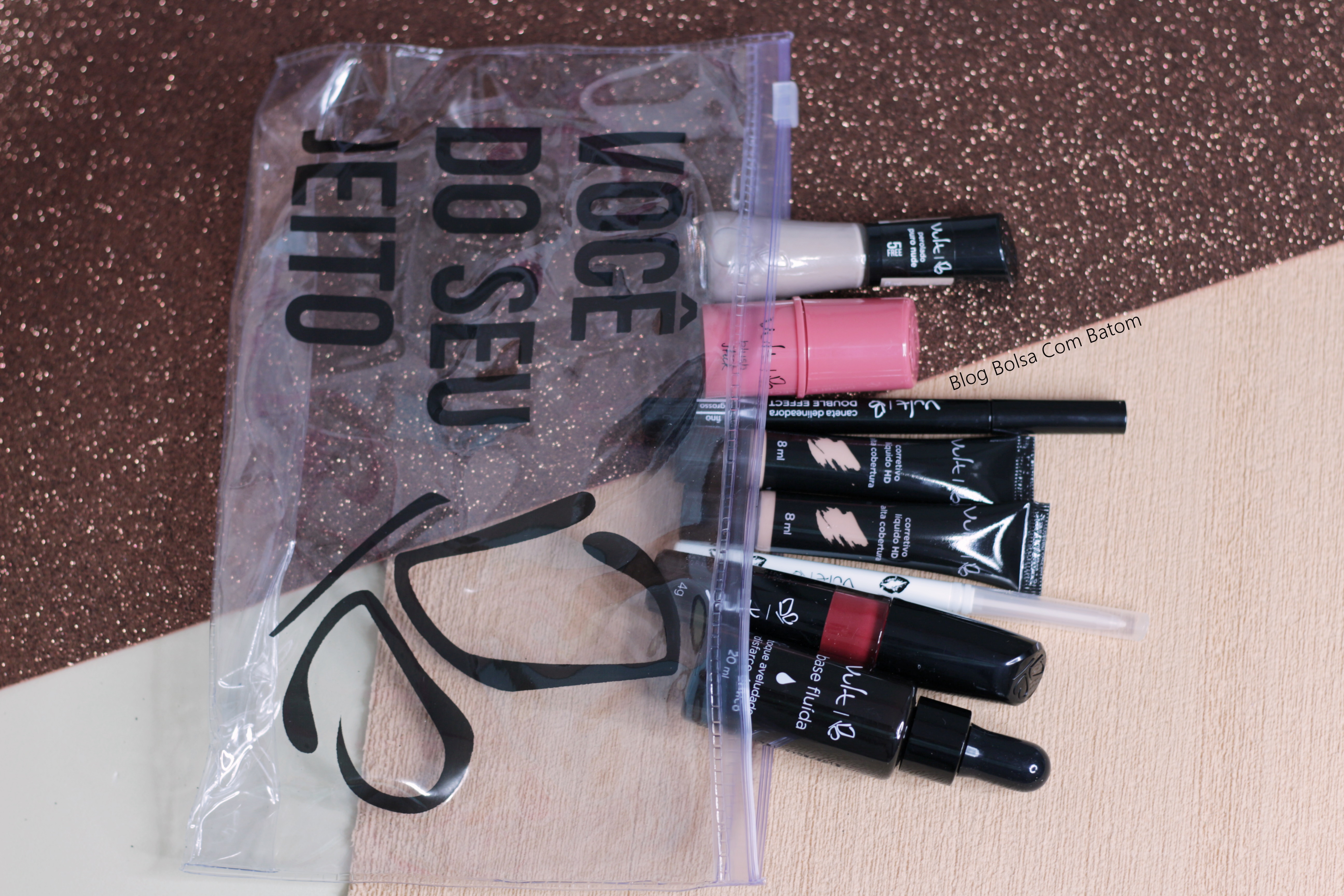 Kit básico de maquiagem - 8 itens indispensáveis - Feira Shop